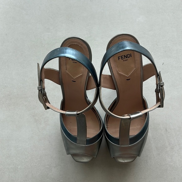 Fendi Sandals - Picture 1 of 6